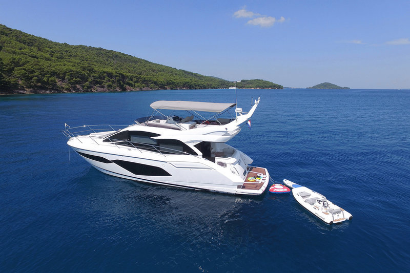 luxury yacht charters europe