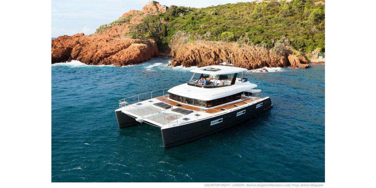 Luxury Yacht Charter In Alimos Marina Athens Boataffair It will take minimum 40 minutes to get from the airport to the marina. boataffair