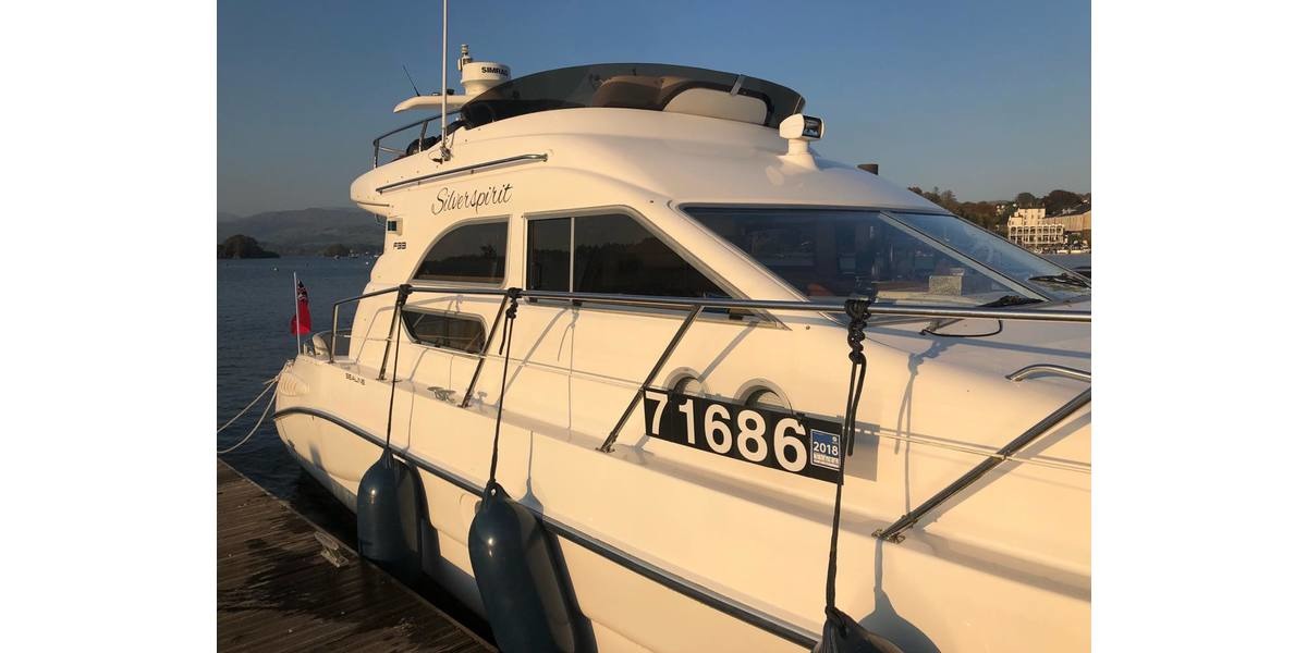 Luxury Yacht Charter In Windermere Marina Windermere Uk Boataffair