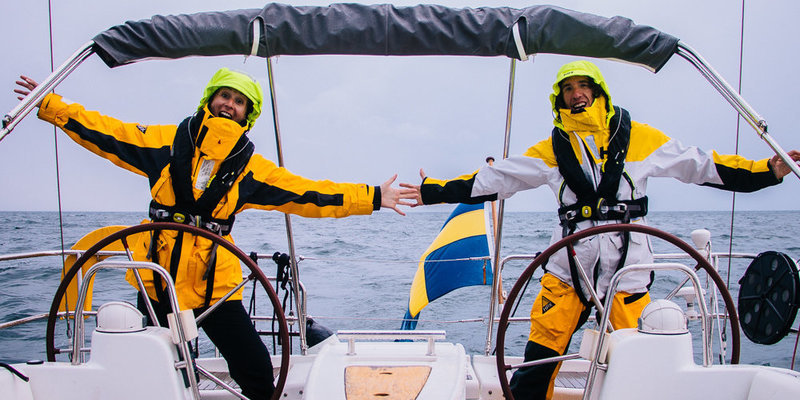 How a Tinder Date ended in Sailing the Globe