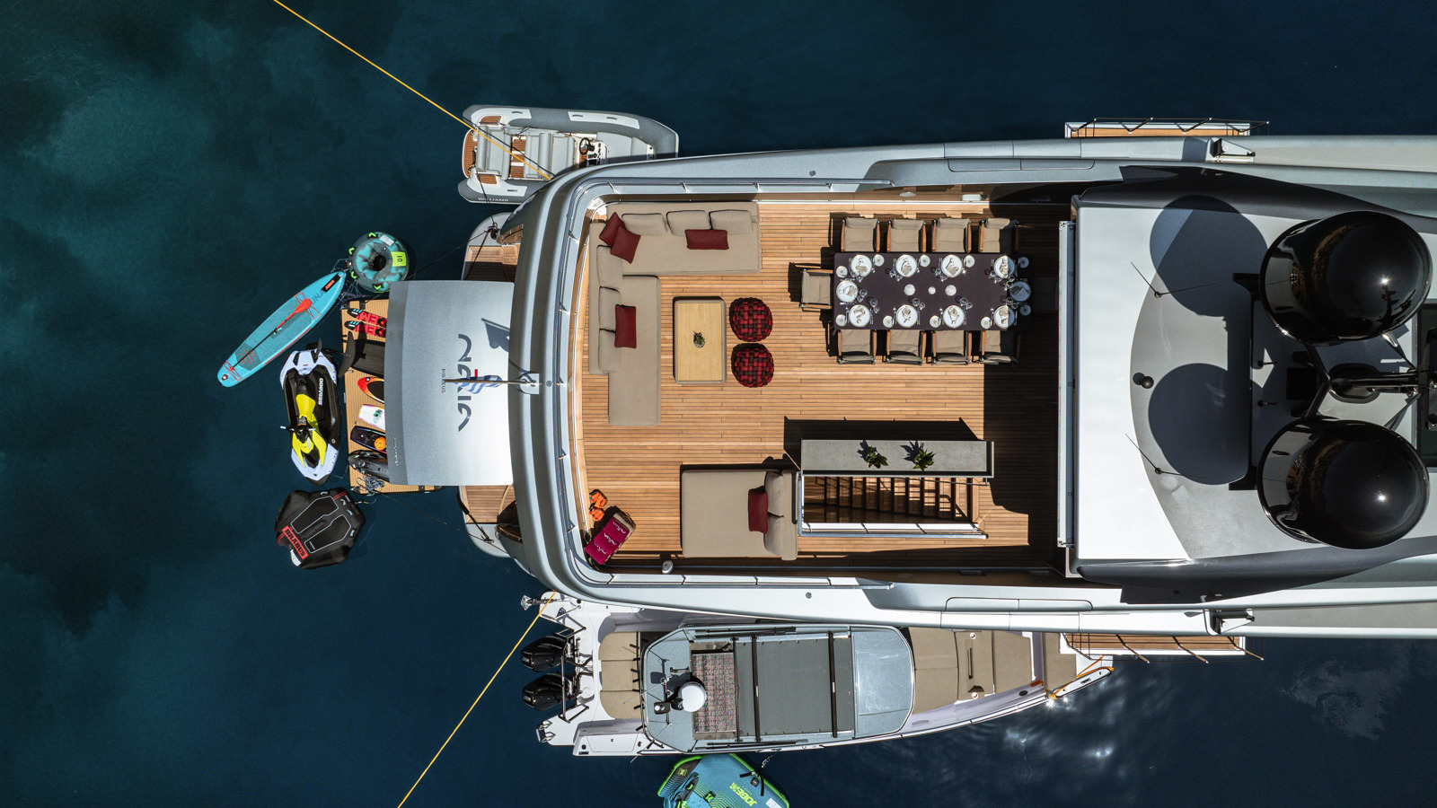 Yacht Charter NAIA 